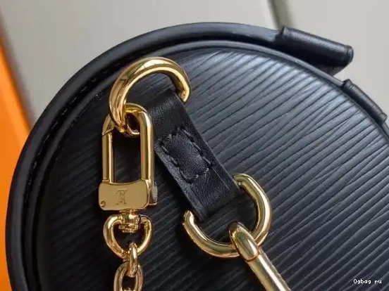 VUITTON TRUNK PAPILLON LOUIS 0602